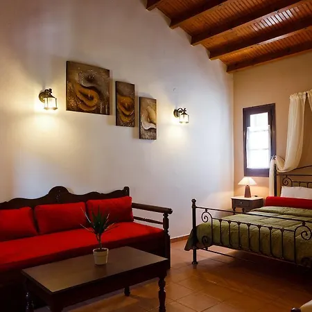 Hovolo Aparthotel 3*