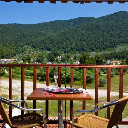 Hovolo 3*