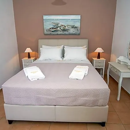 Hovolo 3*