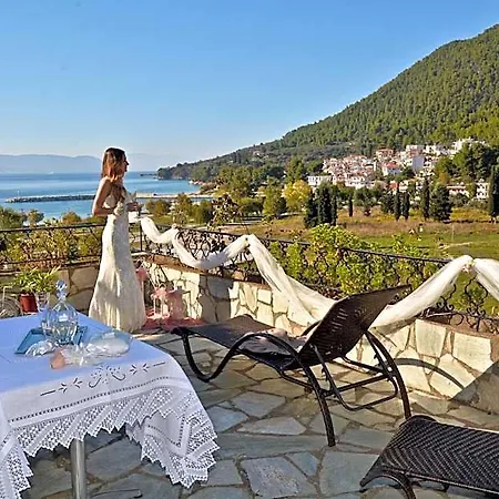 Hovolo Aparthotel 3*