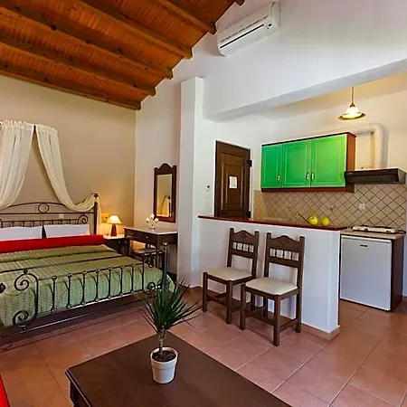 Hovolo Aparthotel