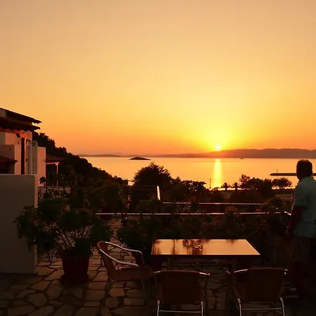 Hovolo Aparthotel Neo Klima