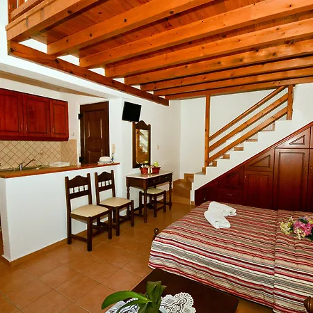 Hovolo Aparthotel Neo Klima