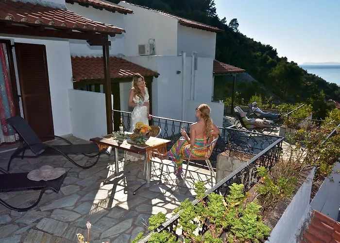 Hovolo Aparthotel 3*