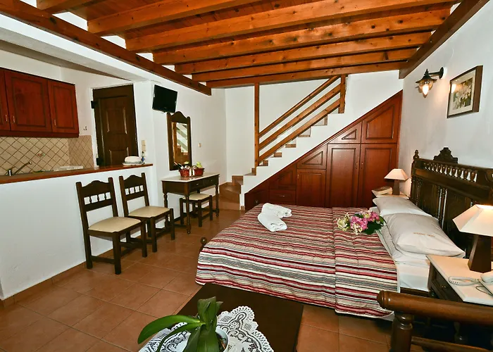 Hovolo Aparthotel 3*